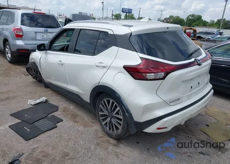 2022 Nissan Kicks Sv Xtronic Cvt z USA, uszkodzony, nr VIN 3N1CP5CV9NL513239